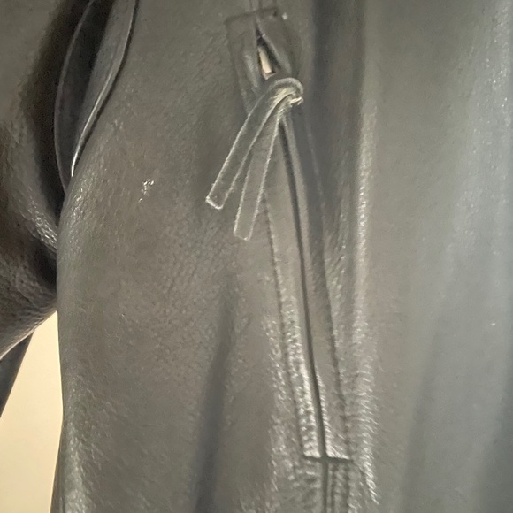 Black motorcycle jacket - Picture 4 of 10